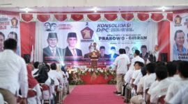 Ketua Dewan Pimpinan Daerah (DPD) Partai Gerindra Jawa Tengah Sudaryono saat konsolidasi dengan ribuan kader Partai Gerindra di Kabupaten Jepara.  (Dok. DPD Partai Gerindra Jateng)