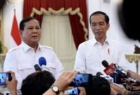 Presiden Joko Widodo bersama Capres nomor urut 2, Prabowo Subianto. (Dok. Setkab.go.id)

