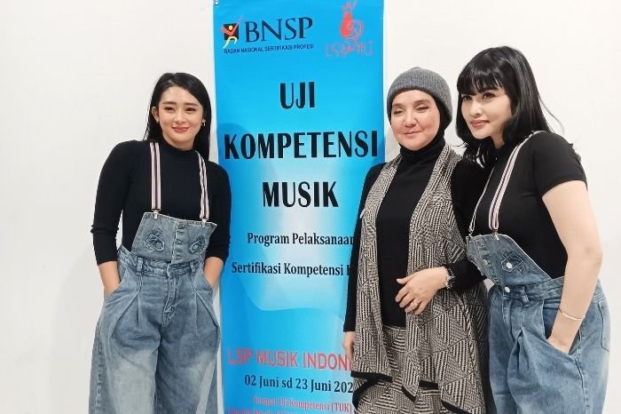 Foto : Sertifikasi profesi: Musisi terkenal Indonesia antusias mengikuti uji kompetensi musik yang diselenggarakan oleh BNSP dan LSPMI. (Doc.Ist)