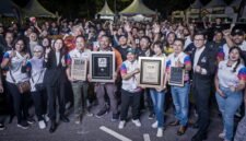 Samurai Paint Sets ASEAN, ASIA Records With Largest Automotive Aerosol Spraying Event by successfully respraying 30 cars in just 3 days.